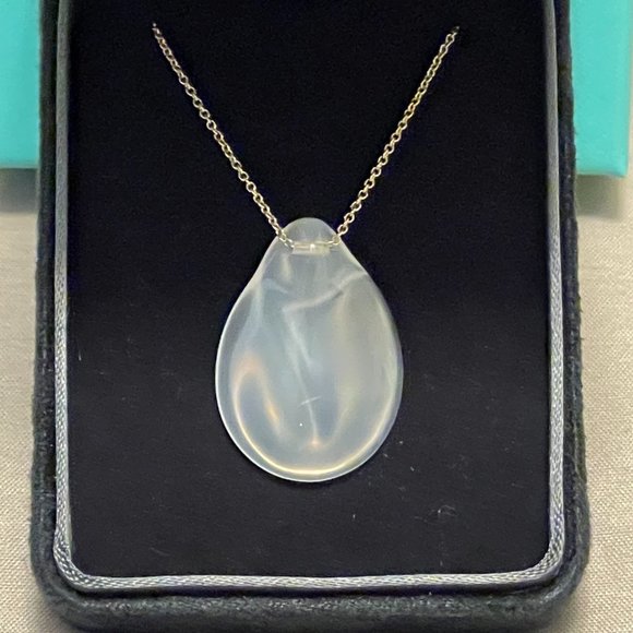 Rare TIFFANY & CO. x Elsa Peretti Chalcedony Madonna Pendant 18k Necklace - Picture 6 of 12